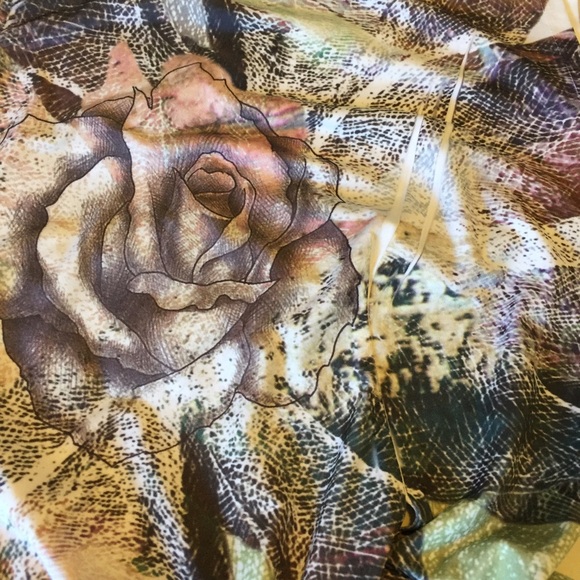 🌺🌺Off Shoulder Tank - Picture 4 of 4